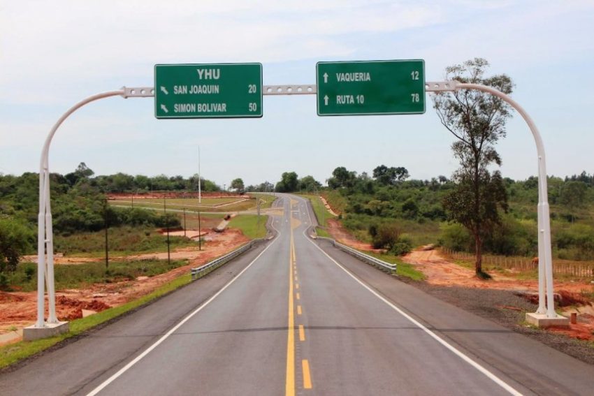 ruta-xiii-que-une-caaguazu-con-vaqueria-_859_573_1207661